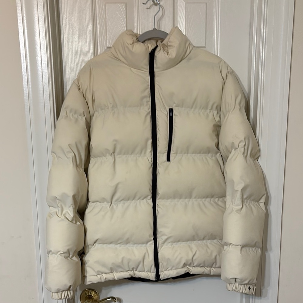 Cream Puffer Jacket with Black Zipper